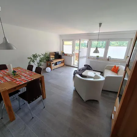 Ferienwohnung-wandersruh-oase-der-ruhe-am-malerweg-und-die-saechs-schweiz-direkt-vor-der-haustuer * Hohnstein